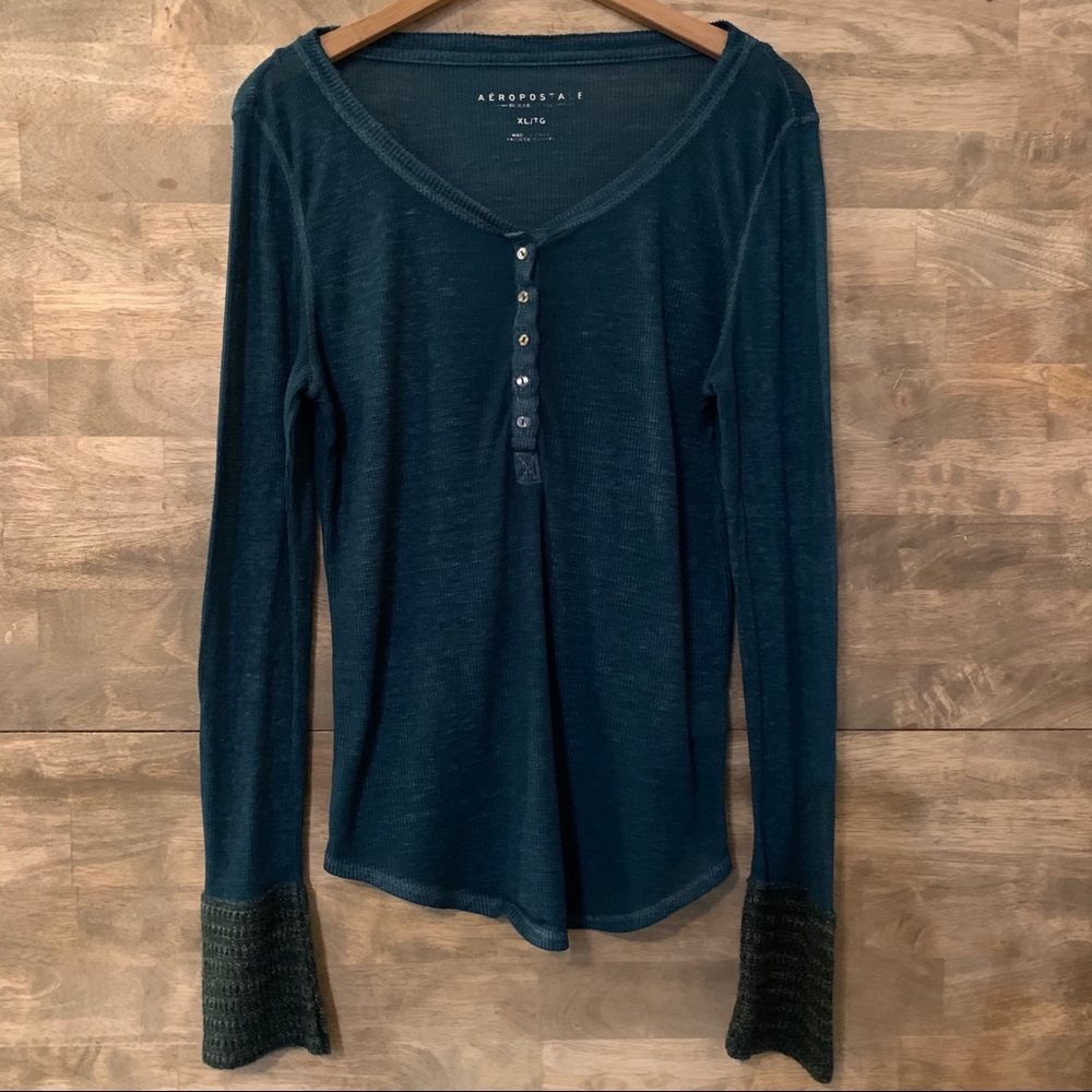 🎄4/25🎄 Aeropostale  green long sleeve blouse